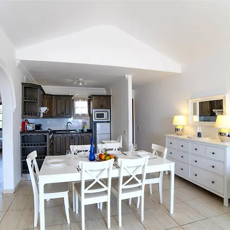 Apartment La Cumbre 8a Puerto del Carmen (Lanzarote)